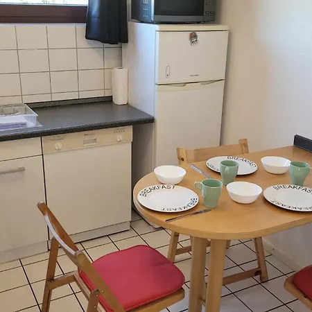 Monteurs-apartment Graf Haeseler Apartamento